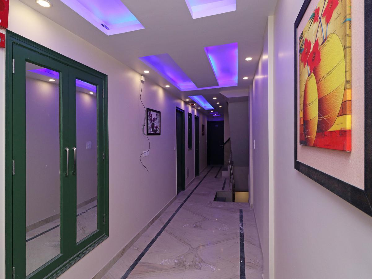 Oyo 11593 Hotel Aman Guest House New Delhi Exteriör bild