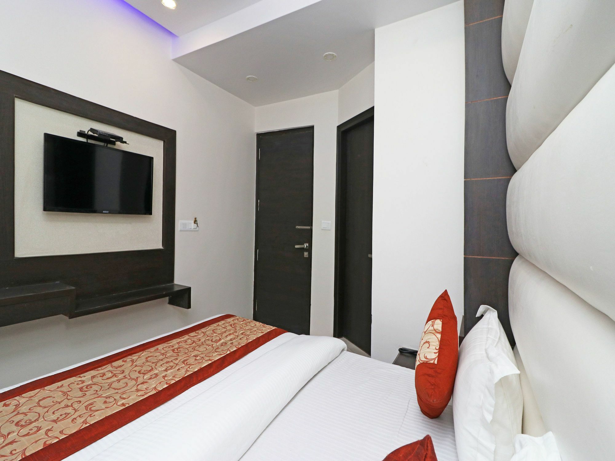Oyo 11593 Hotel Aman Guest House New Delhi Exteriör bild