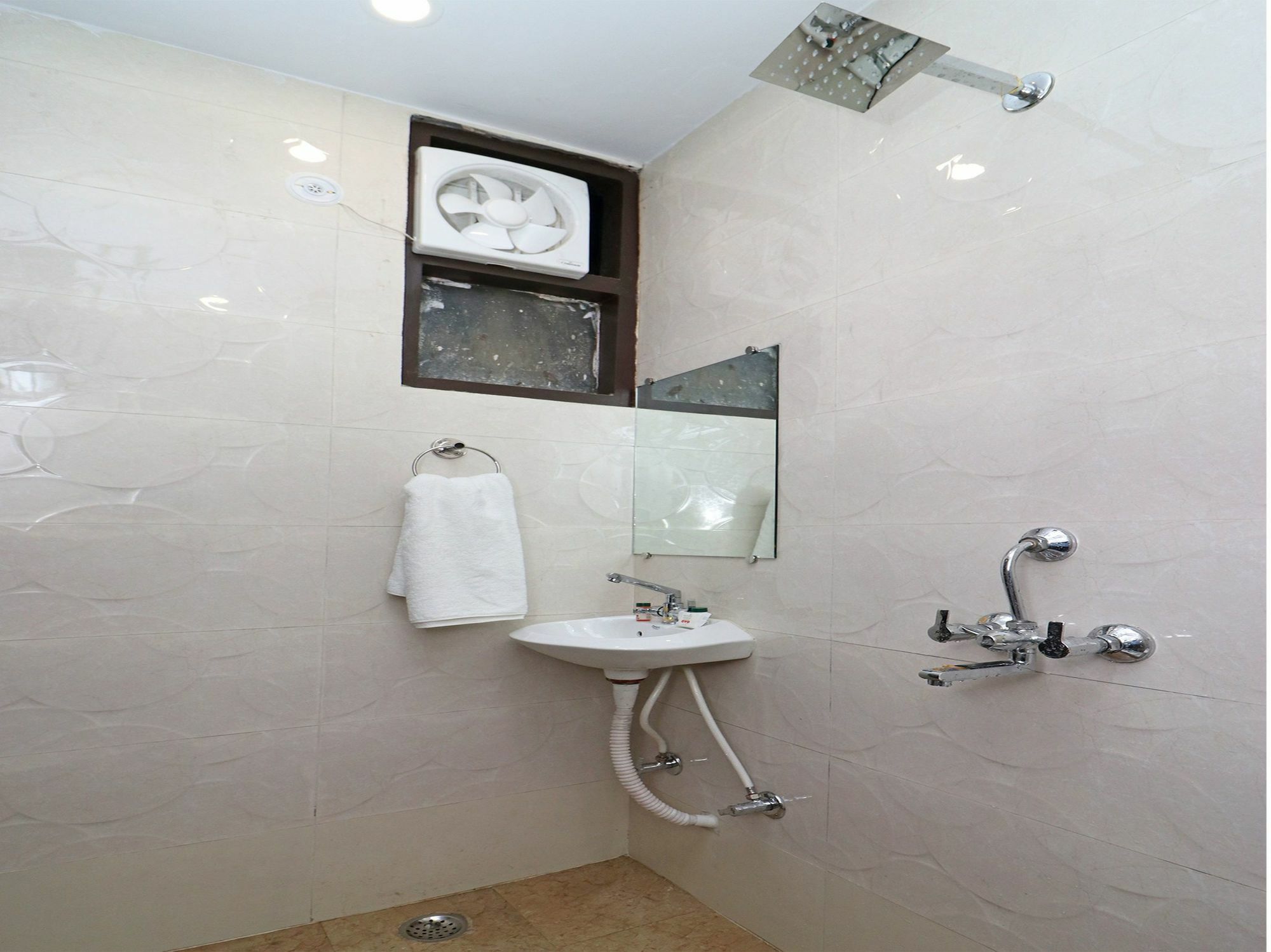 Oyo 11593 Hotel Aman Guest House New Delhi Exteriör bild